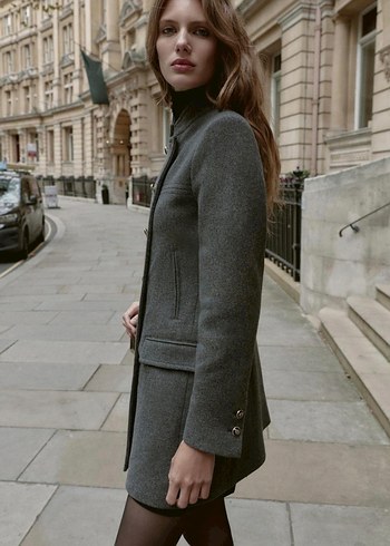 Çift düğmeli gri kadın kaban - Görsel 3