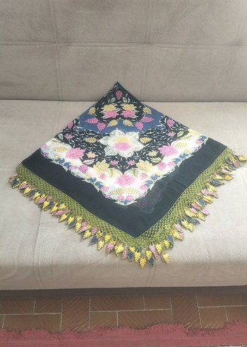 Vakko El emeği göz nuru tığ oyası yazma.