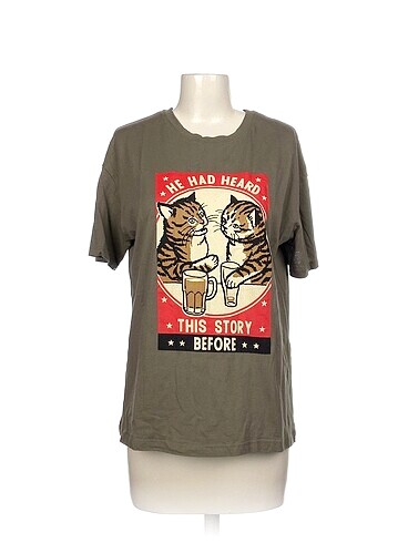 Diğer T-shirt %70 İndirimli.