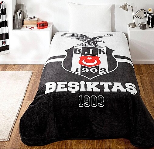 Taç Beşiktaş Logo Üstü Kartal Tek Kişilik Battaniye