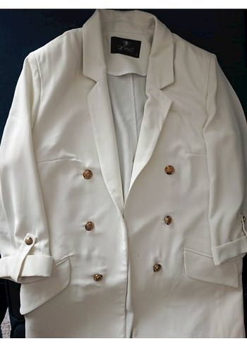 Beyaz Düğmeli Kadın Mini Blazer - Görsel 4