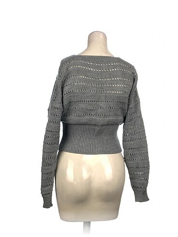s Beden PreLoved Hırka %70 İndirimli.