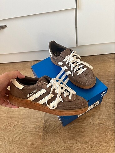 Adidas Handball spezial 36 numara