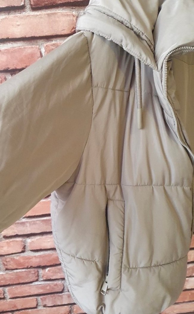 Bej Kadın Fermuarlı Yüksek Yakalı mont - Görsel 3