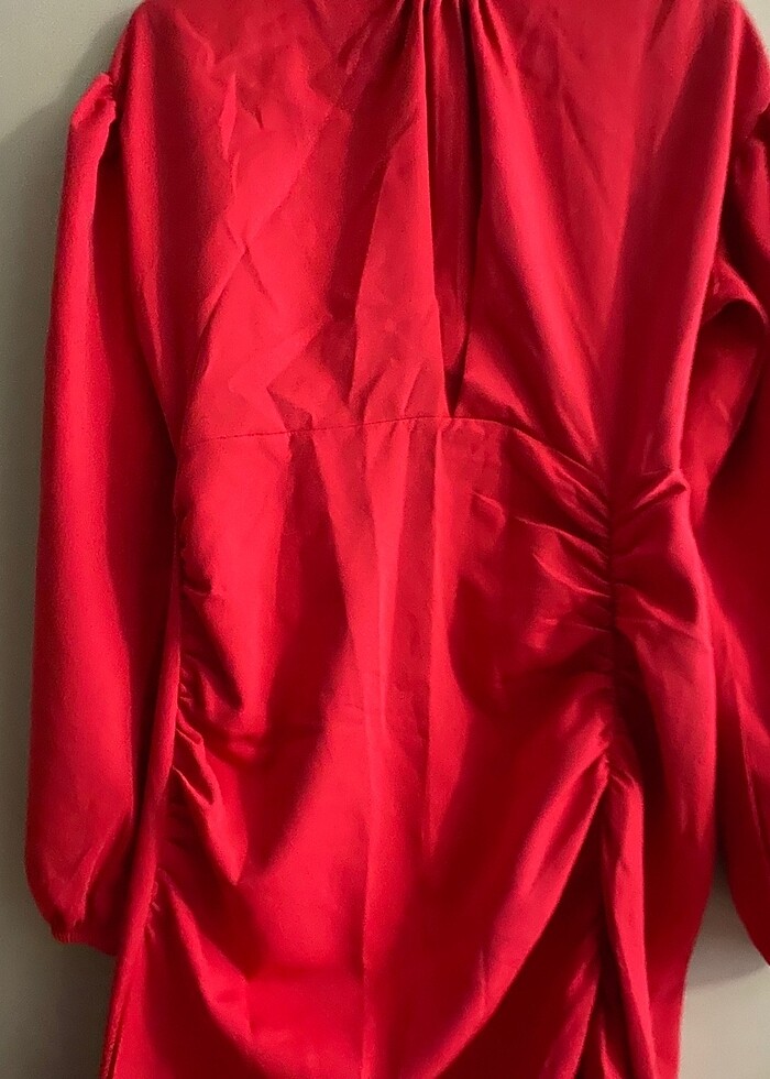 Drapeli kırmızı abiye elbise - Görsel 3