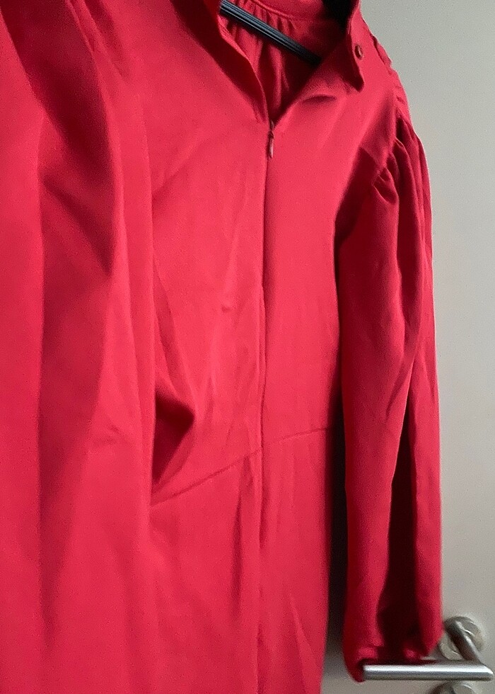 Drapeli kırmızı abiye elbise - Görsel 4