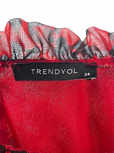 34 Beden çeşitli Renk Trendyol & Milla Kısa Elbise %70 İndirimli.