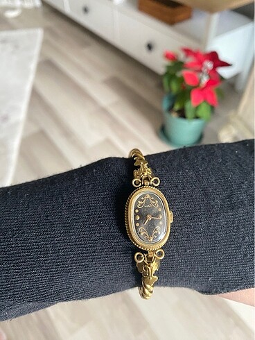Luch Vintage Bileklik Saat.