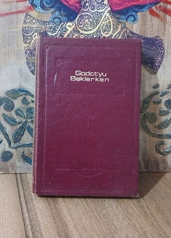Godot'yu Beklerken, Samuel Becket. Ferit Edgü çevirisi.