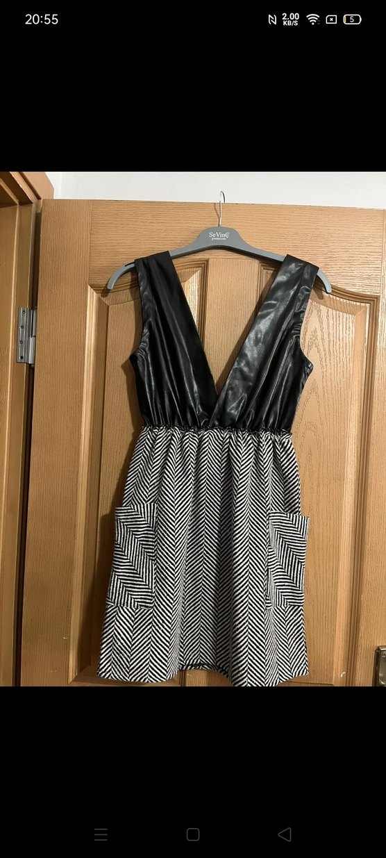 Düğmeli Deri Üstü ve Zebra Desenli Midi Elbise - Görsel 3