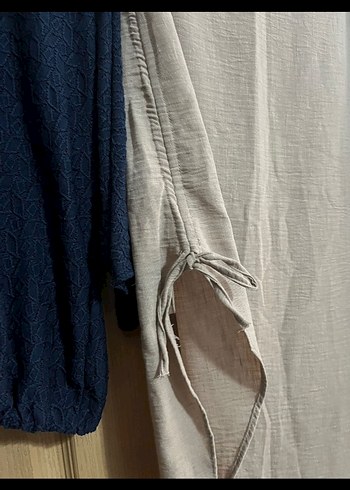 Siyah V Yaka Düğmeli Keten Gömlek - Görsel 9