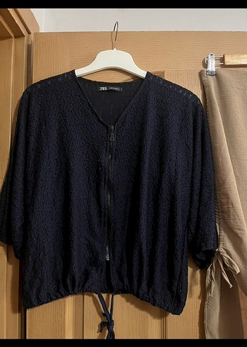 Siyah V Yaka Düğmeli Keten Gömlek - Görsel 4