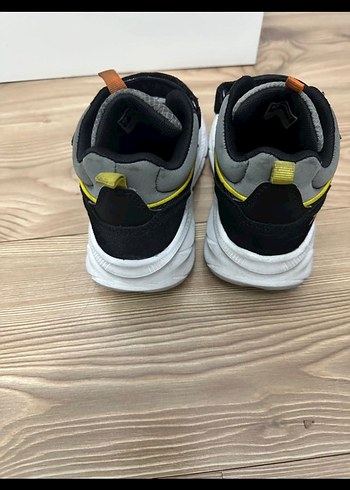 Hummel Dominica Jr. Gri Erkek Spor Ayakkabı - Görsel 3