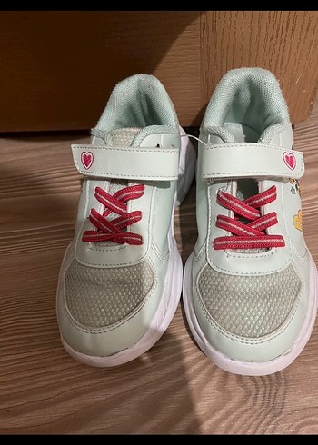 Kız Çocuk Renkli Baskılı Spor Ayakkabı - Görsel 2