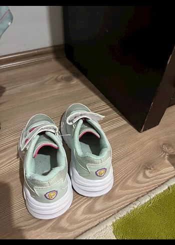 Kız Çocuk Renkli Baskılı Spor Ayakkabı - Görsel 3