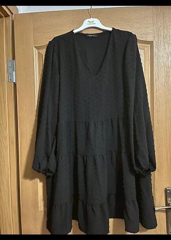 V Yaka Siyah Midi Keten Elbise - Görsel 2