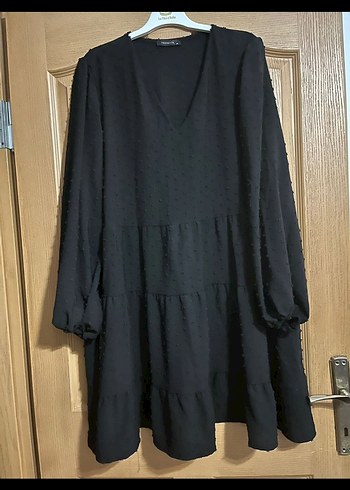 V Yaka Siyah Midi Keten Elbise - Görsel 4