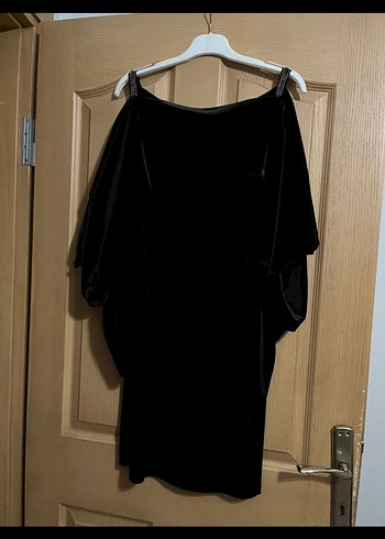 Siyah V Yakalı Uzun Salaş Kadın Elbise - Görsel 5