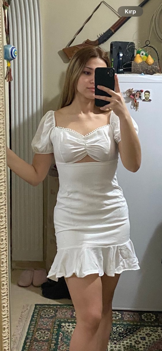 Beyaz Elbise - Görsel 2