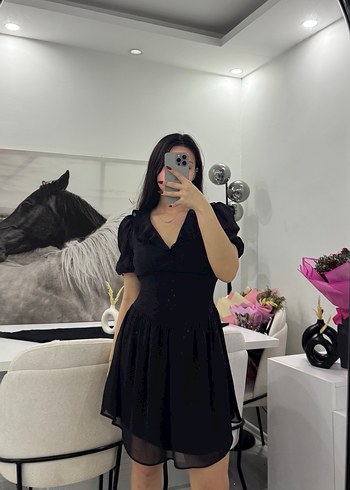 Siyah V Yaka Şifon Elbise - Görsel 2