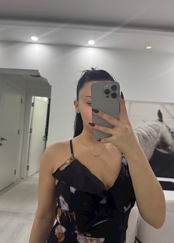 Siyah Çiçek Desenli Drapeli Mini Elbise - Görsel 6