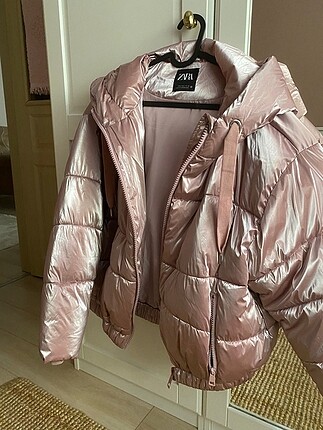Zara mont