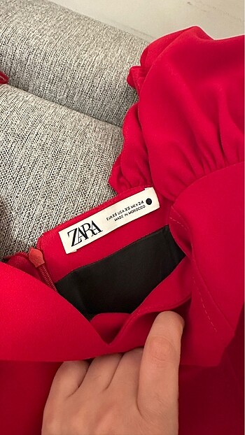 xs Beden kırmızı Renk Zara Elbise