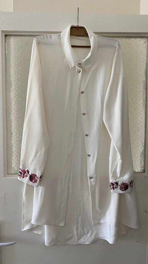 Uzun Kollu Beyaz İşlemeli Kadın Gömlek yelek - Görsel 2