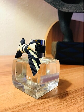  Beden Hilfiger Pear Blossom 50 ml Edp Parfüm