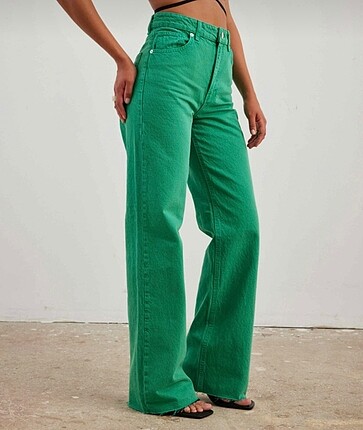 Trendyol & Milla Yeşil Straight Fit Jean