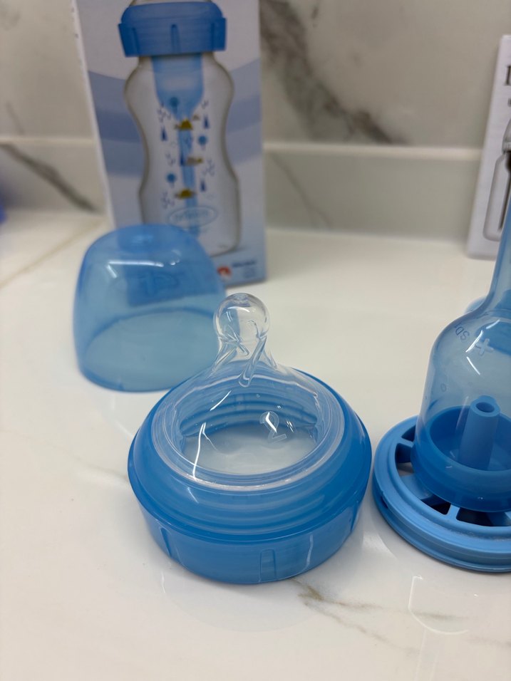 Dr. Brown's Mavi Anti-Kolik Bebek Biberonu 240 ml - Görsel 4