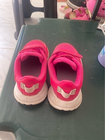 23 Beden Adidas cocuk ayakkabi