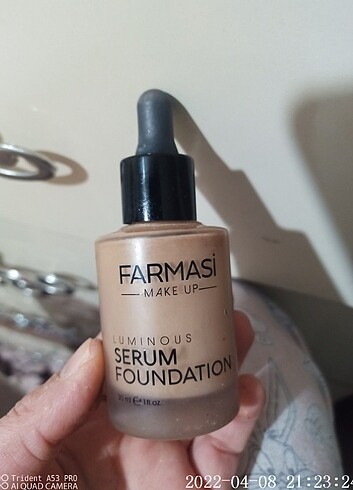 Farmasi fondöten