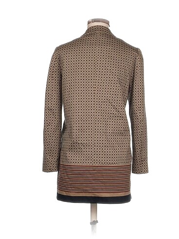 m Beden Mango Blazer %70 İndirimli.