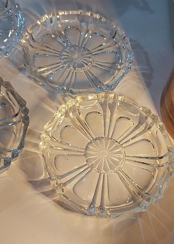 Parlak Vintage Desenli Kristal Cam Tabaklar - Görsel 3