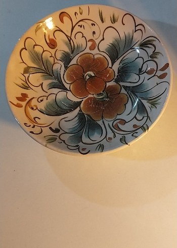 Eski Dönem Bej Renkli Çiçek Desenli Tabak - Görsel 3