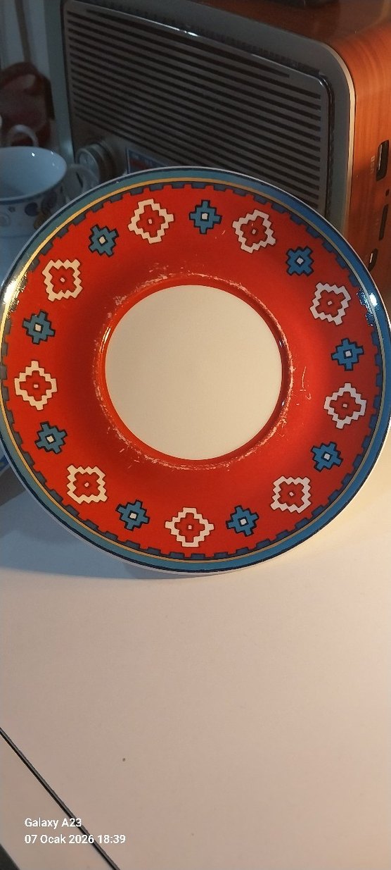 Nakış Desenli Çok Renkli Tabak - Görsel 3