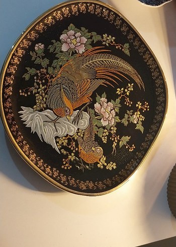 Altın İşlemeli Koyu Renk Dekoratif Tabak - Görsel 5