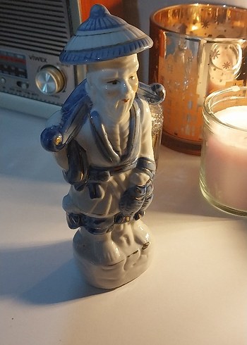 Gri Beyaz Seramik Figürin - Görsel 2