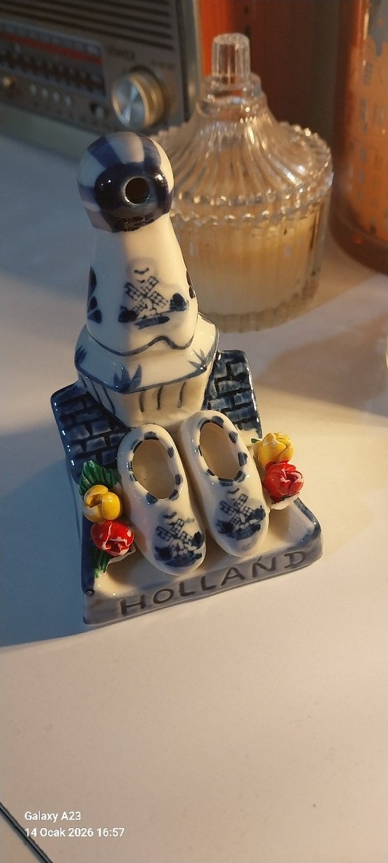 Holland Temalı Beyaz Figürin - Görsel 2