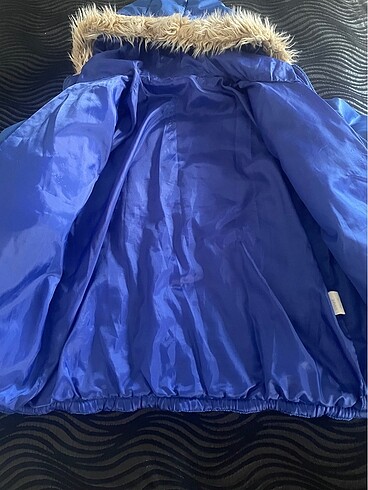 Kapüşonlu Şişme Mont - Görsel 5