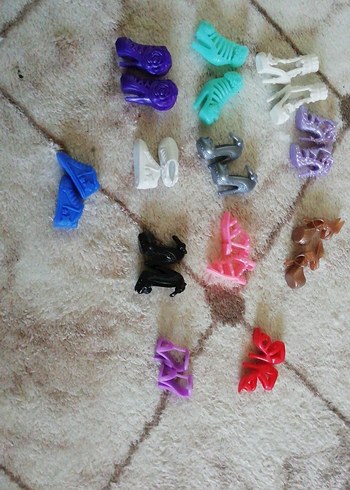 Barbie bebek ayakkabıları
