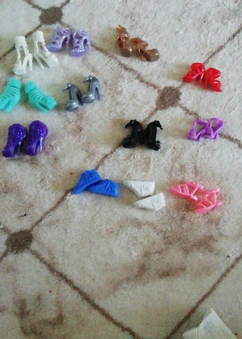 Barbie Barbie bebek ayakkabıları
