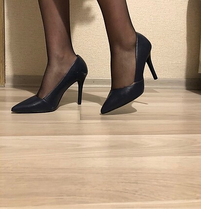 Lacivert stiletto