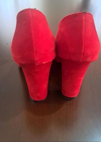 Kırmızı Süet Stiletto Topuklu Kadın Ayakkabı - Görsel 3