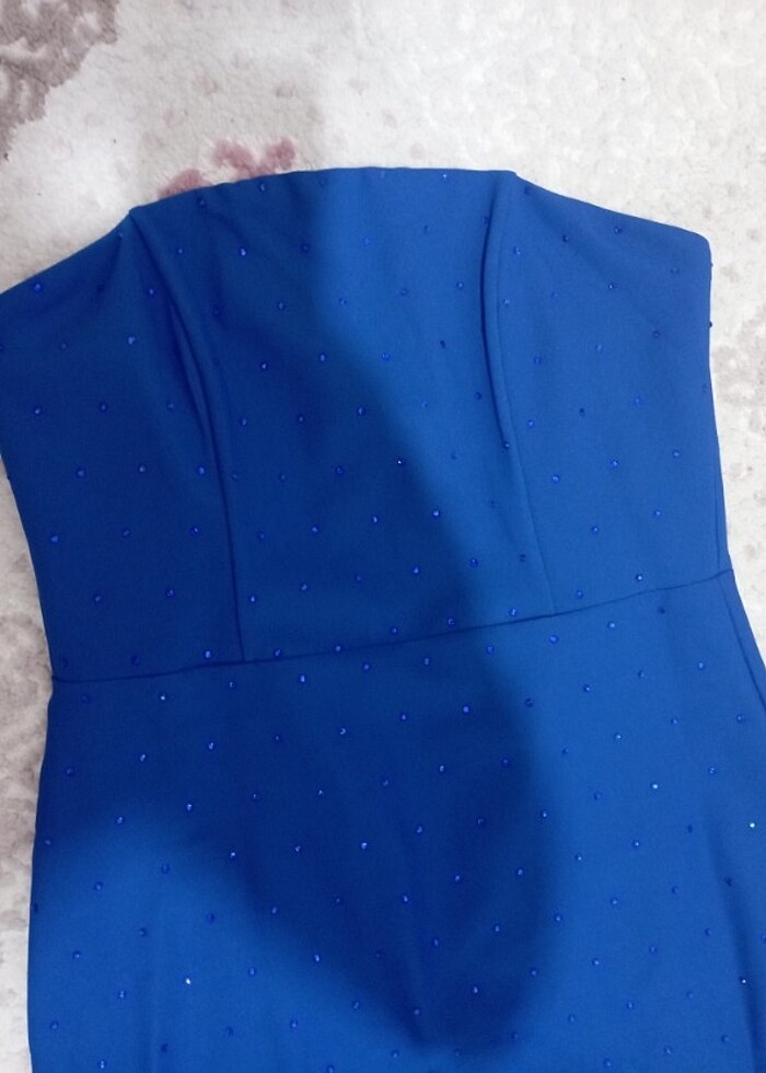 Trendyolmilla taşlı saks mavisi elbise - Görsel 2