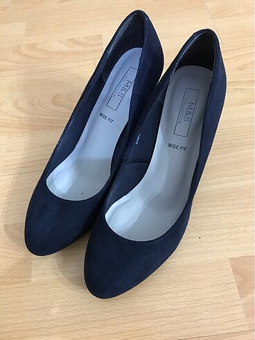 Marks & Spencer Stiletto