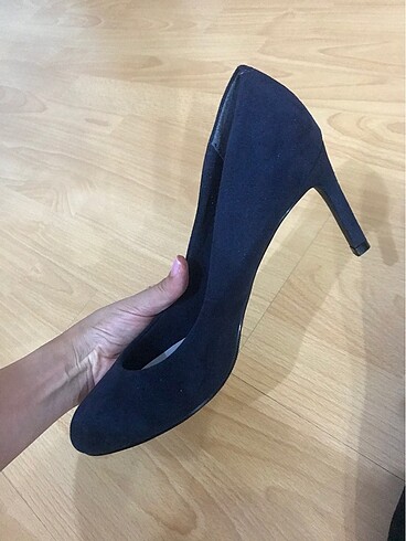38 Beden Stiletto