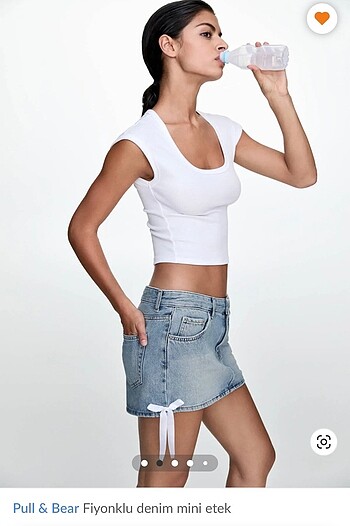 Pull and Bear fiyonklu denim mini etek