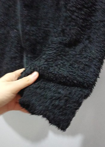 Siyah Kapüşonlu Kadın Peluş Ceket - Görsel 3